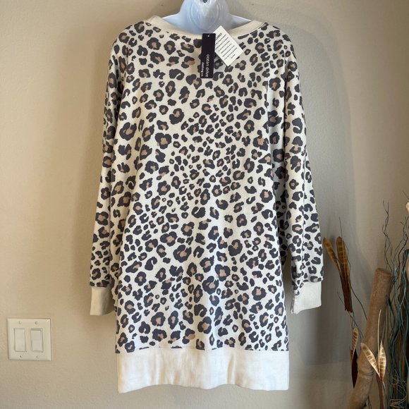 Ocean Drive Clothing Cheetah sweatshirt oversized Cream size L NWT - Picture 5 of 14